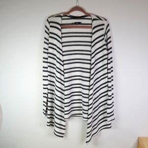 Volcom long sleeve waterfall open front striped sweater Size small EUC 🎯